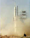 1951-Bumper-V2-Rocket.jpg (13886 bytes)
